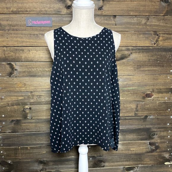 GAP Tops - GAP Black & White Top Size XXL